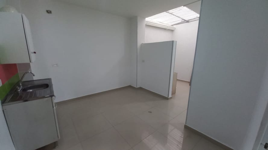 Local en arriendo en Champagnat, Cali, 359 m² · foto 19 de 24
