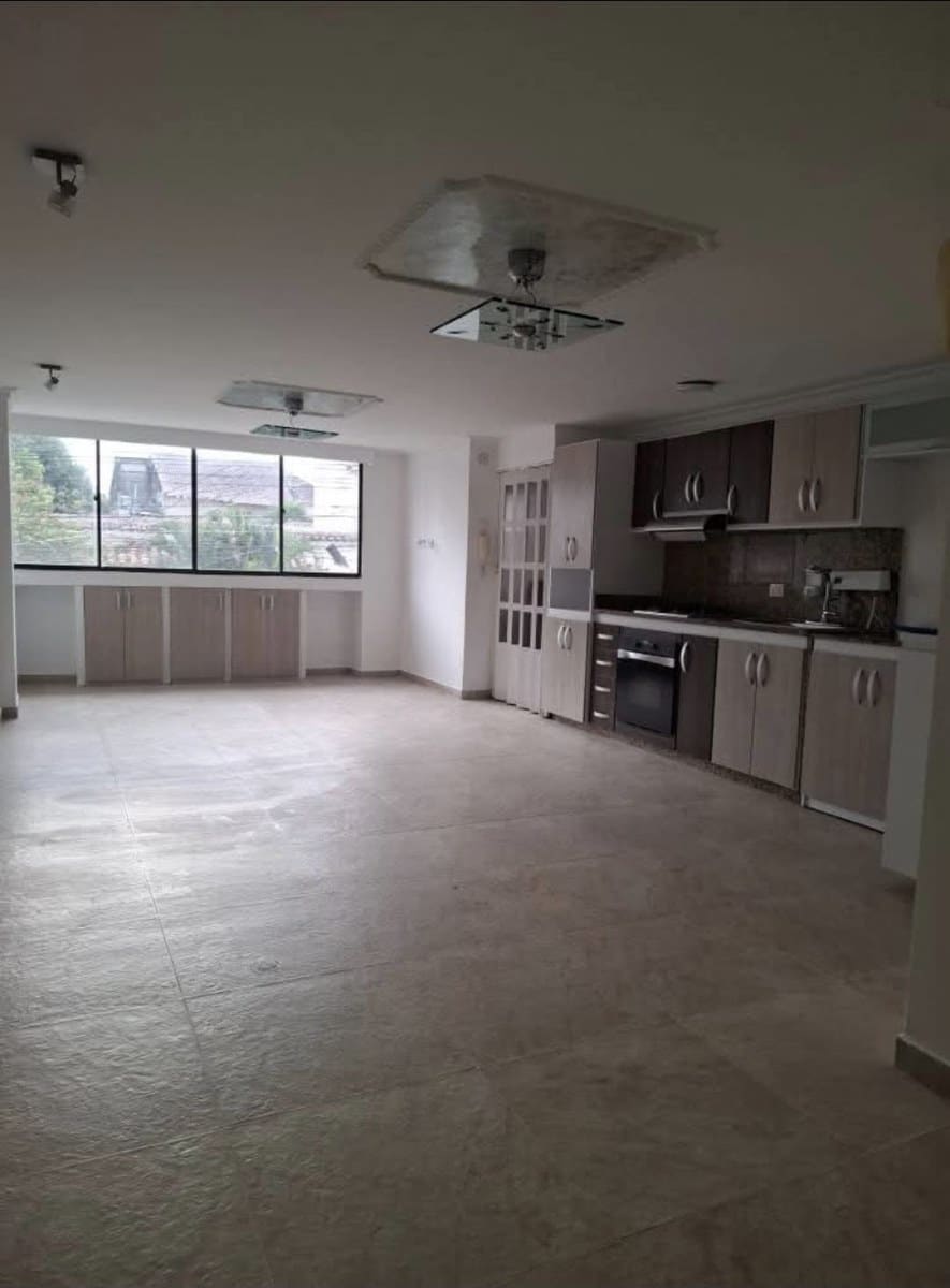 Departamento en alquiler bajo precio de mercado en Manga