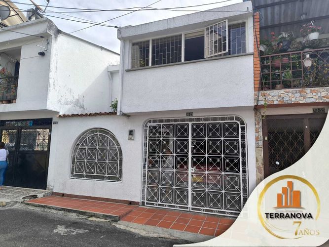 Casa de 4 alcobas en venta en Belalcazar, Ibagué, 170 m² · foto 2 de 24