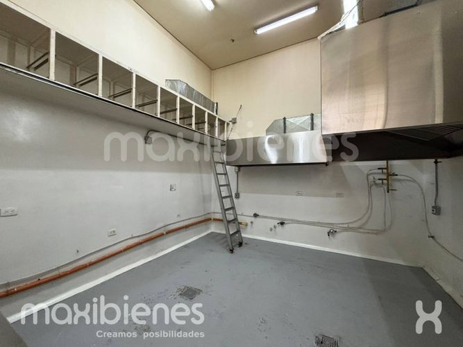 Local en arriendo en Loma Del Escobero, Envigado, 90 m² · foto 5 de 10