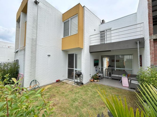Casa de 4 alcobas en venta en El Castillo, Jamundí, 145 m² · foto 12 de 24