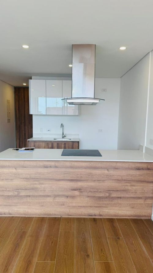 Apartamento de 1 alcoba en venta en Cedritos, Bogotá, 56 m² · foto 7 de 15