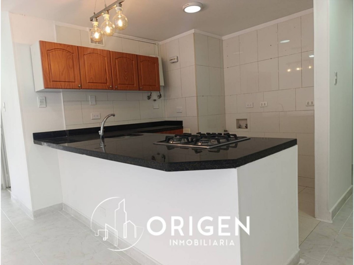 Apartamento en venta en Santa Barbara Alta, Bogotá · foto 12 de 24