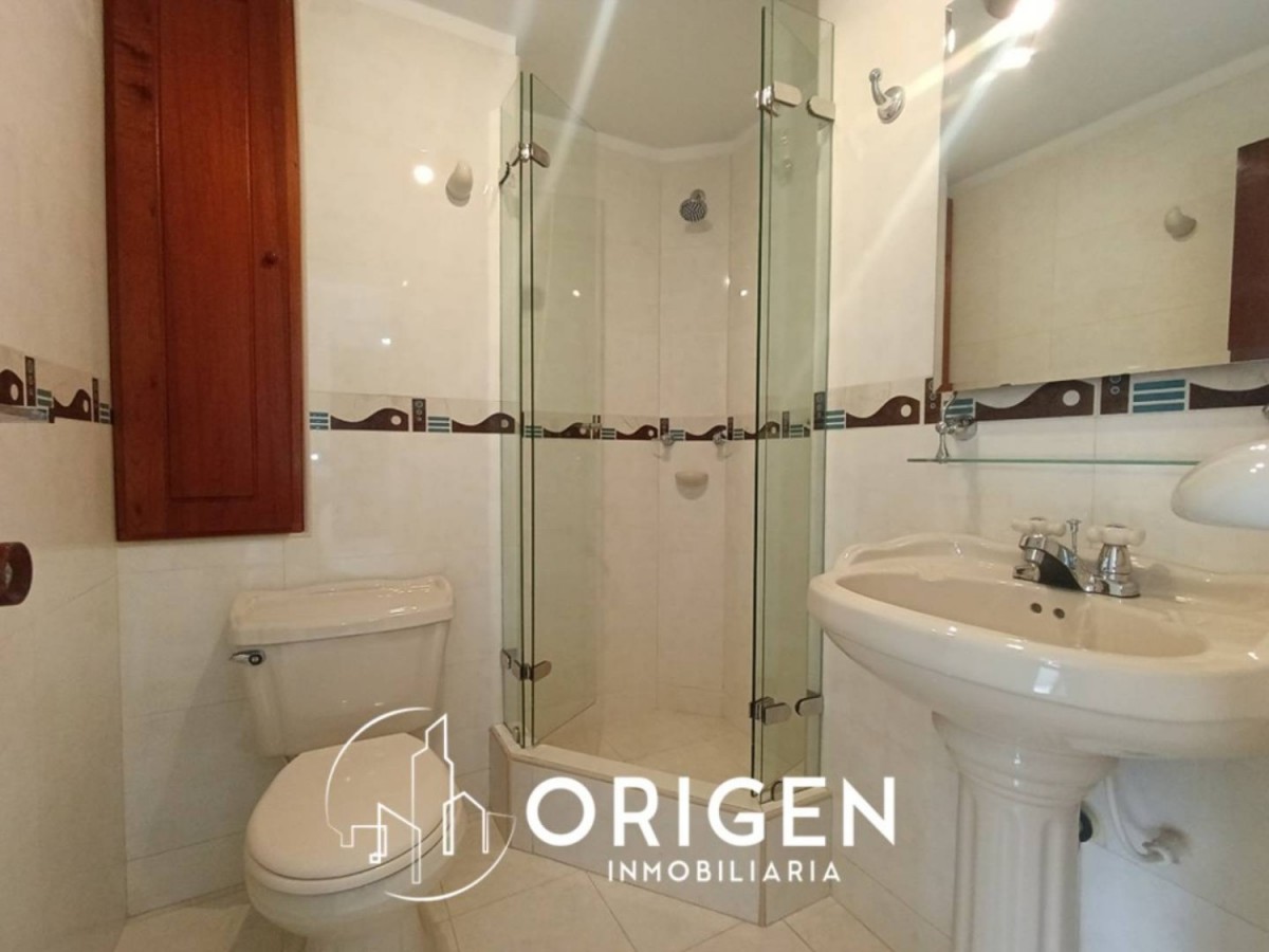 Apartamento en venta en Santa Barbara Alta, Bogotá · foto 19 de 24
