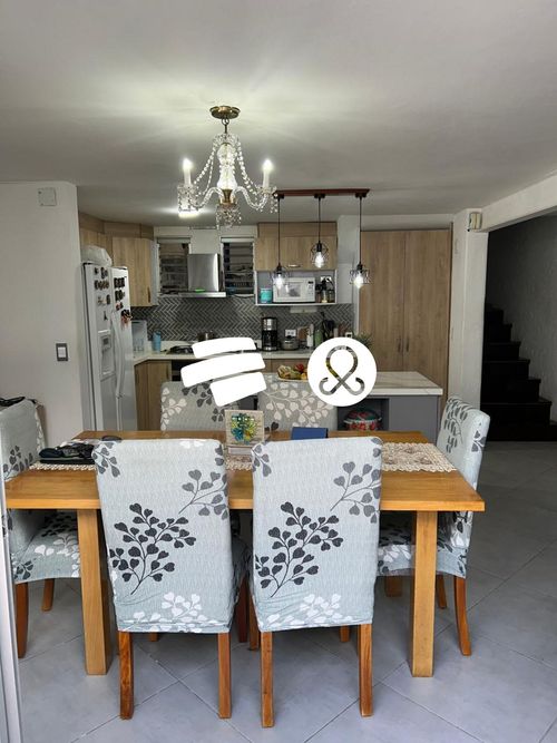 Casa en venta en Gascuña, Envigado · foto 3 de 15