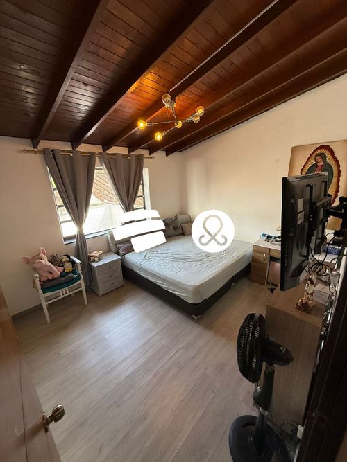 Casa en venta en Gascuña, Envigado · foto 7 de 15
