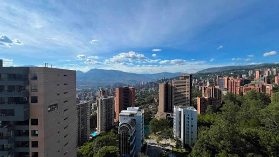 Apartamento de 2 alcobas en arriendo en Los Balsos, Medellín, 87 m² · foto 7 de 15