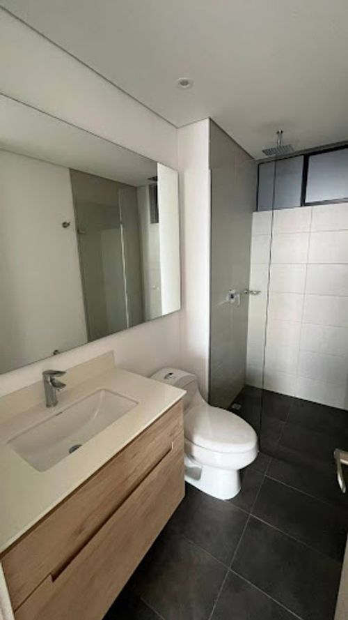 Apartamento de 2 alcobas en arriendo en Los Balsos, Medellín, 87 m² · foto 14 de 15