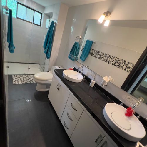 Casa de 5 alcobas en venta en Ruitoque, Floridablanca, 307 m² · foto 21 de 24