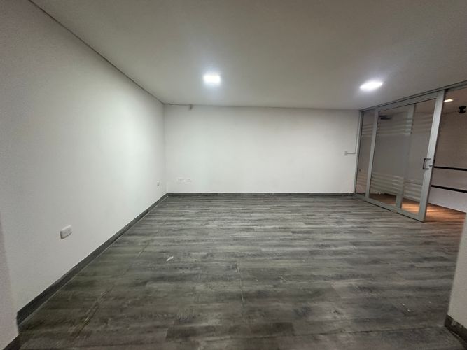 Local en arriendo en Salvador Allende Bajo, Armenia, 390 m² · foto 13 de 19