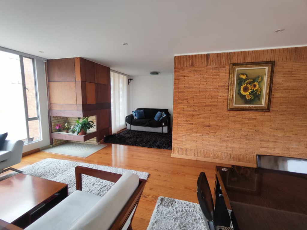Apartamento en venta en Chicó Alto, Bogotá · foto 4 de 24
