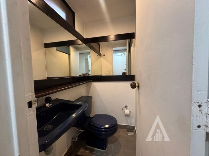 Apartamento en venta en El Poblado, Medellín · foto 5 de 24