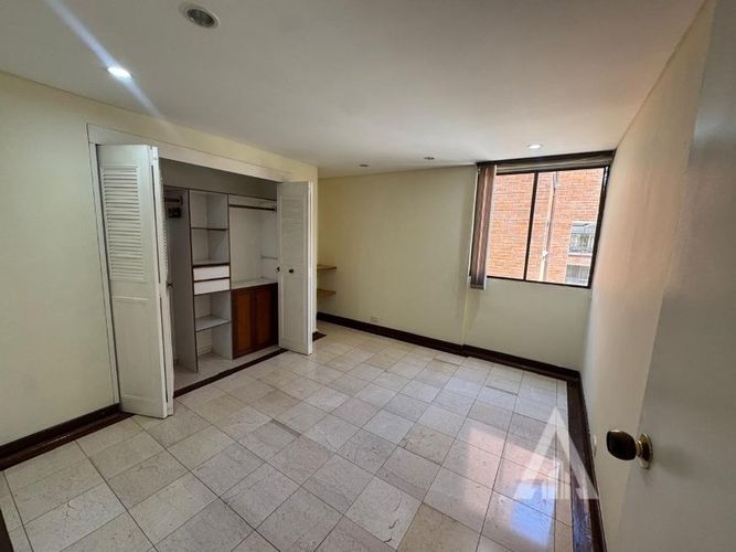 Apartamento en venta en El Poblado, Medellín · foto 11 de 24