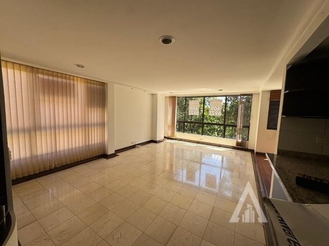 Apartamento en venta en El Poblado, Medellín · foto 20 de 24