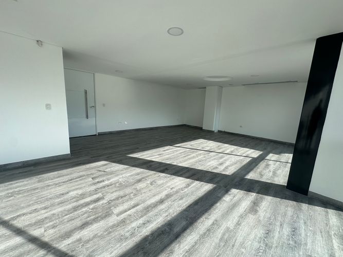 Local en venta en Salvador Allende Bajo, Armenia, 390 m² · foto 6 de 24