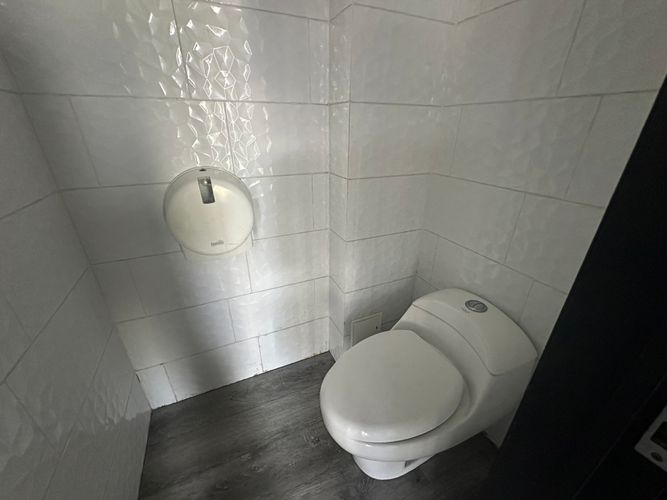 Local en venta en Salvador Allende Bajo, Armenia, 390 m² · foto 13 de 24