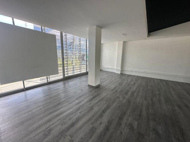 Local en venta en Salvador Allende Bajo, Armenia, 390 m² · foto 14 de 24