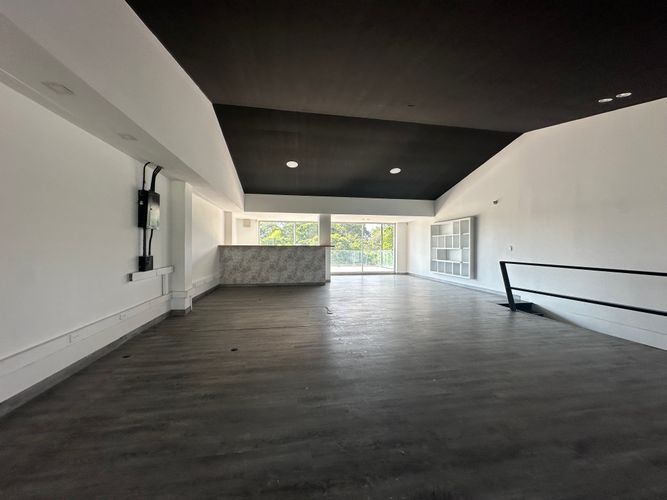 Local en venta en Salvador Allende Bajo, Armenia, 390 m² · foto 17 de 24