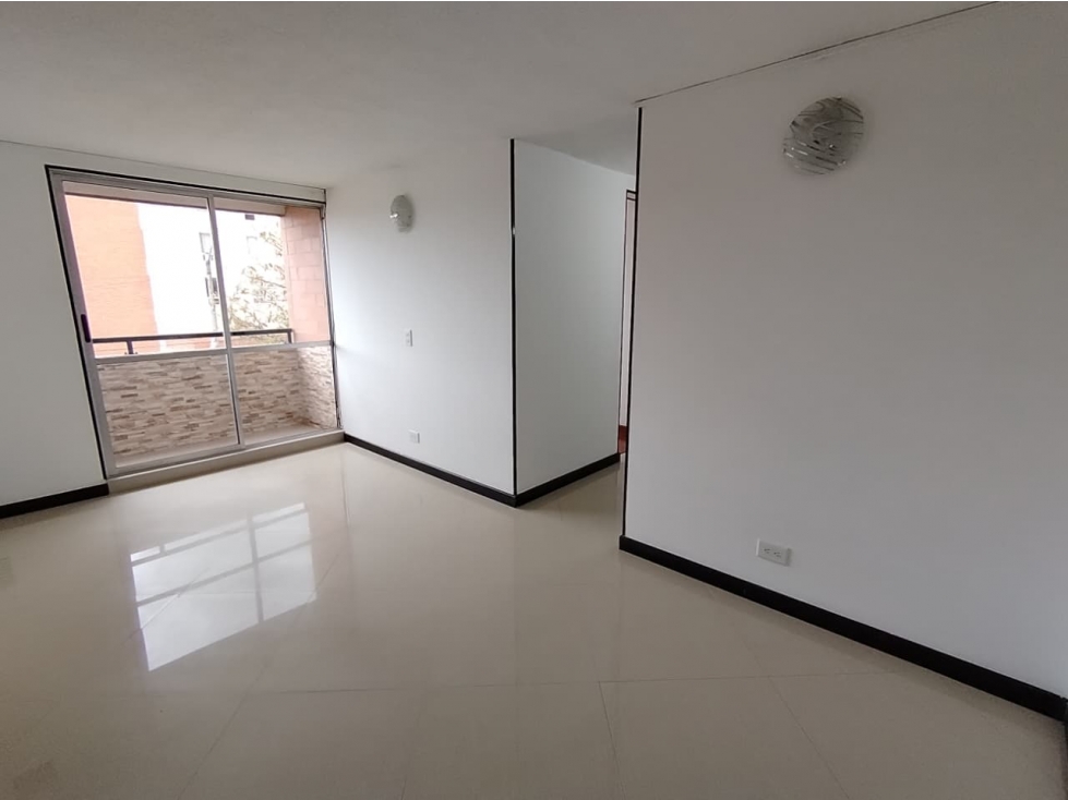 Apartamento en venta en Cr Belverde Et Ii, Mosquera · foto 4 de 20