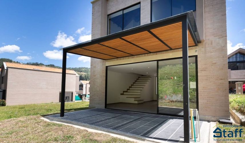 Casa en venta en El Carmen, El Retiro, 159 m² · foto 3 de 24