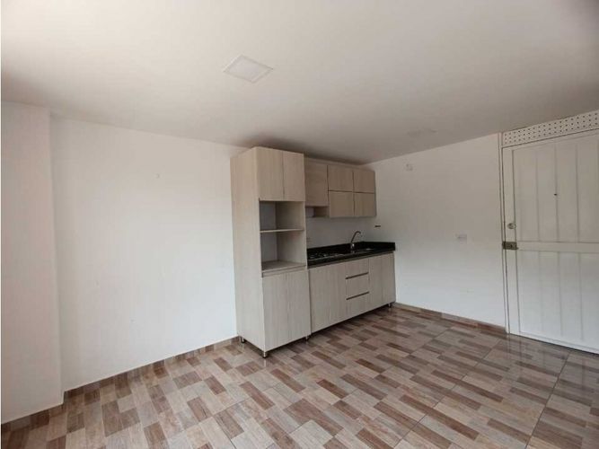 Apartamento de 2 alcobas en venta en La Gabriela, Bello, 35 m² · foto 4 de 13