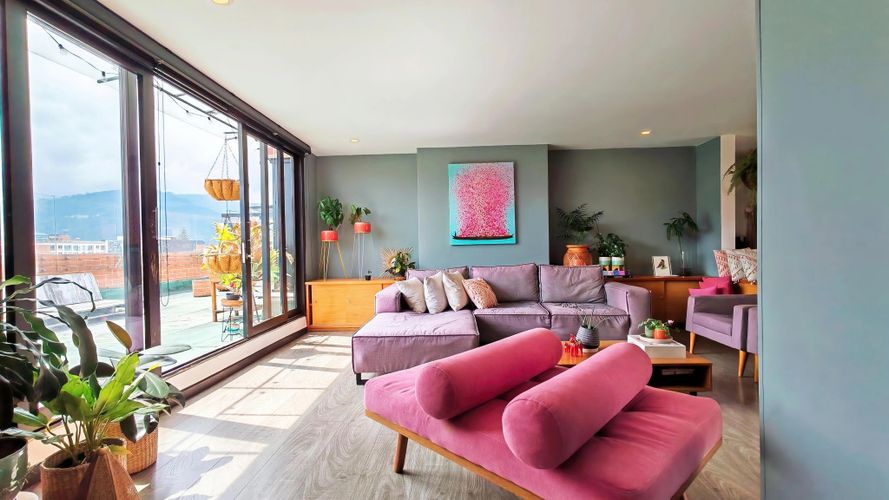 Apartamento de 3 alcobas en venta en Santa Barbara Occidental, Bogotá, 168 m² · foto 2 de 22