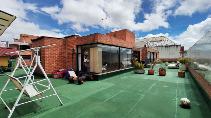 Apartamento de 3 alcobas en venta en Santa Barbara Occidental, Bogotá, 168 m² · foto 10 de 22