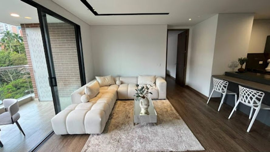 Apartamento de 2 alcobas en arriendo en Los Balsos, Medellín, 92 m² · foto 4 de 14