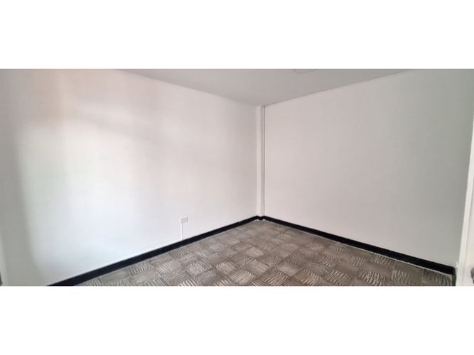 Casa de 11 alcobas en arriendo en La Castellana, Armenia, 350 m² · foto 15 de 19