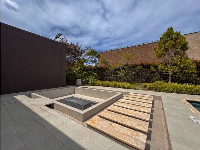 Casa de 3 alcobas en venta en Las Palmas, Envigado, 480 m² · foto 13 de 24