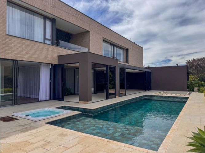 Casa de 3 alcobas en venta en Las Palmas, Envigado, 480 m² · foto 15 de 24