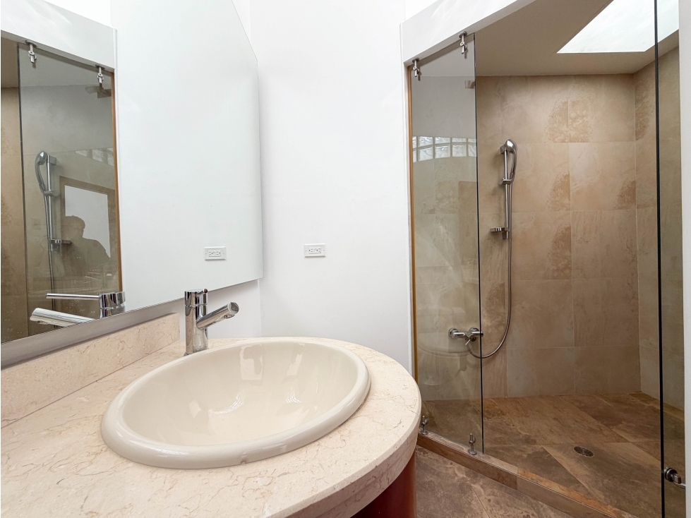 Apartamento en venta en Santa Barbara, Bogotá · foto 15 de 24