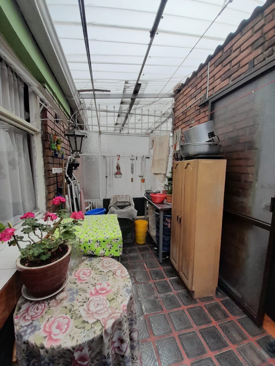 Casa en venta en Galerias, Bogotá · foto 3 de 19