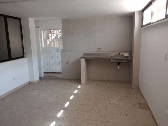 Bodega en venta en Centro, Santa Marta, 250 m² · foto 7 de 16
