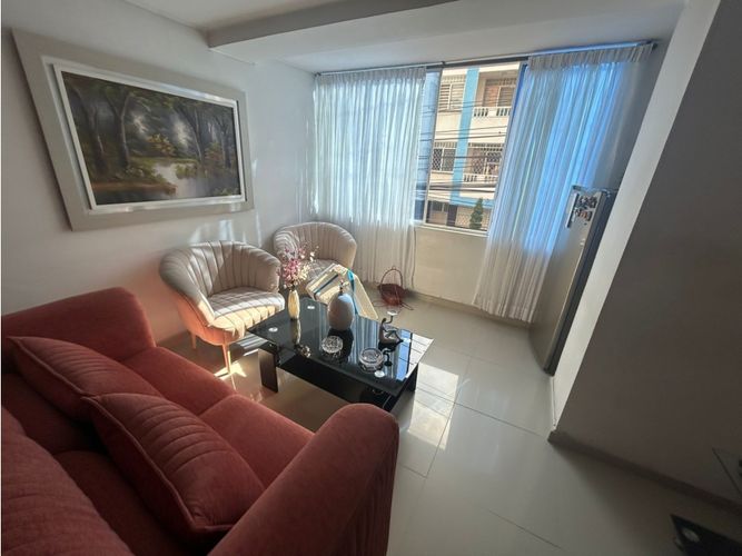 Apartamento de 2 alcobas en venta en San Alonso, Bucaramanga, 67 m² · foto 2 de 24