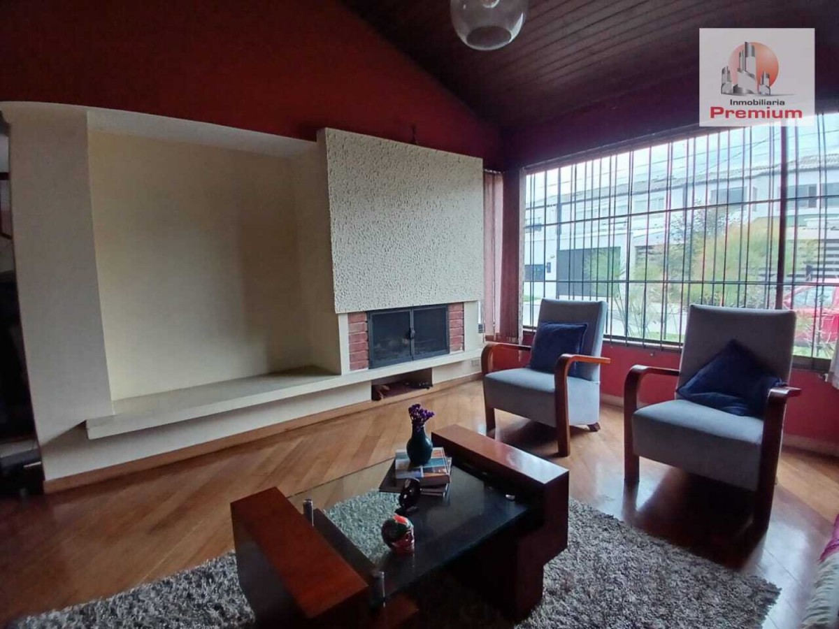 Casa en venta en Las Villas, Bogotá · foto 2 de 24