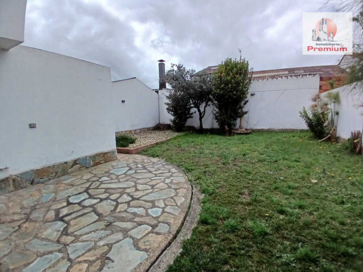 Casa en venta en Las Villas, Bogotá · foto 6 de 24