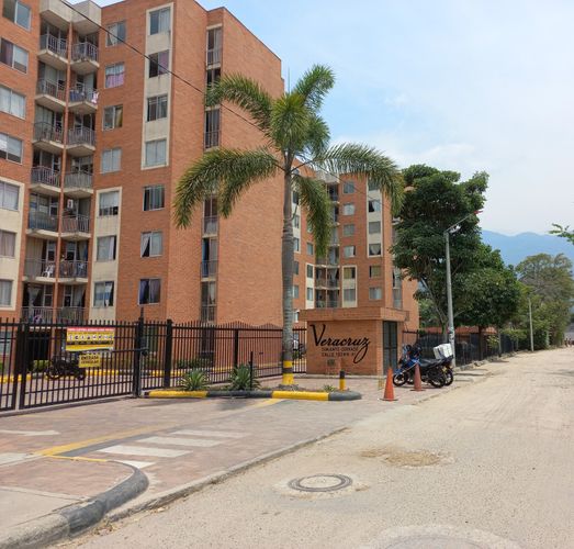 Apartamento de 3 alcobas en venta en El Salado, Ibagué, 54 m² · foto 2 de 24