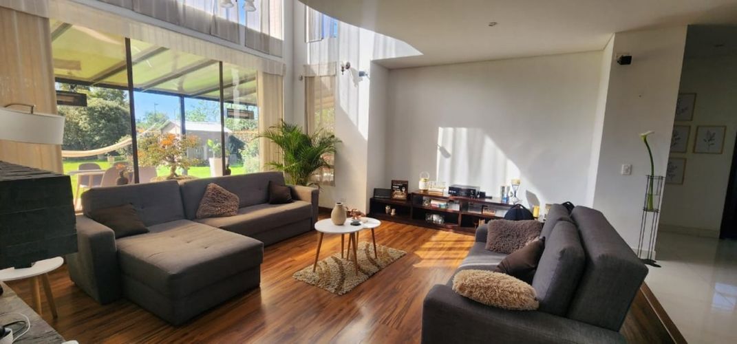Casa de 5 alcobas en venta en Siberia, Cota, 440 m² · foto 11 de 24