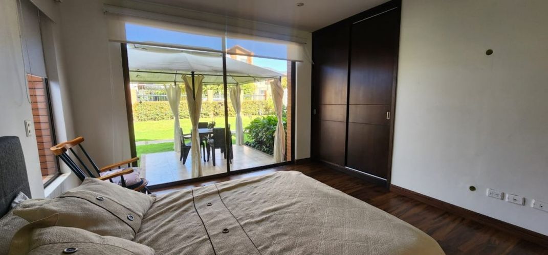 Casa de 5 alcobas en venta en Siberia, Cota, 440 m² · foto 15 de 24