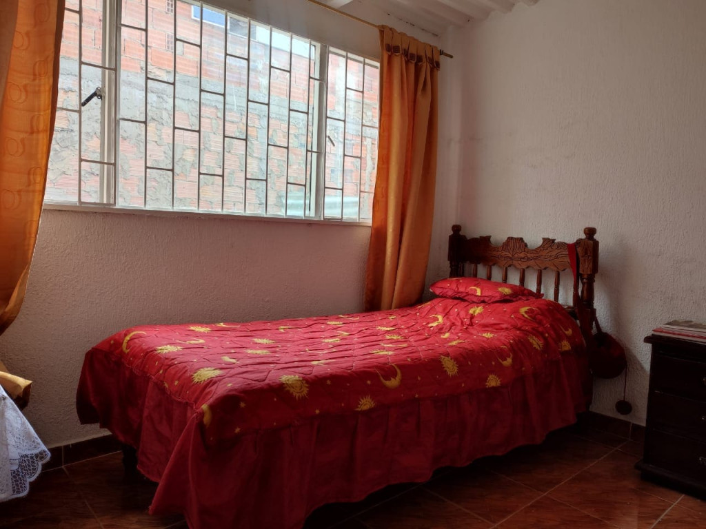 Casa en venta en Gustavo Restrepo, Bogotá · foto 13 de 24