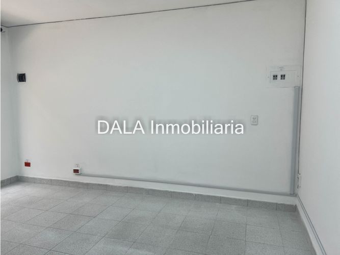 Local en venta en Laura Vicuña, Chía, 17 m² · foto 4 de 10