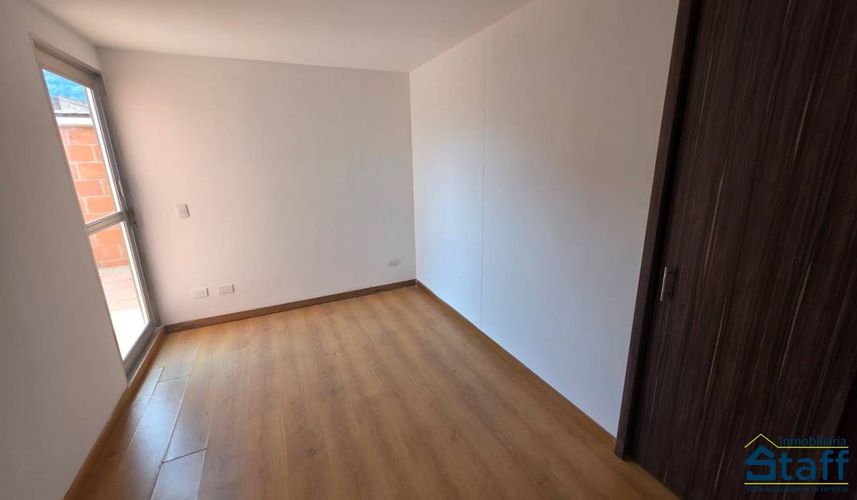 Apartamento en venta en Niquia, Bello, 103 m² · foto 3 de 11