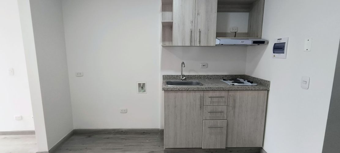 Apartaestudio en venta en Las Nieves, Bogotá, 22 m² · foto 2 de 14