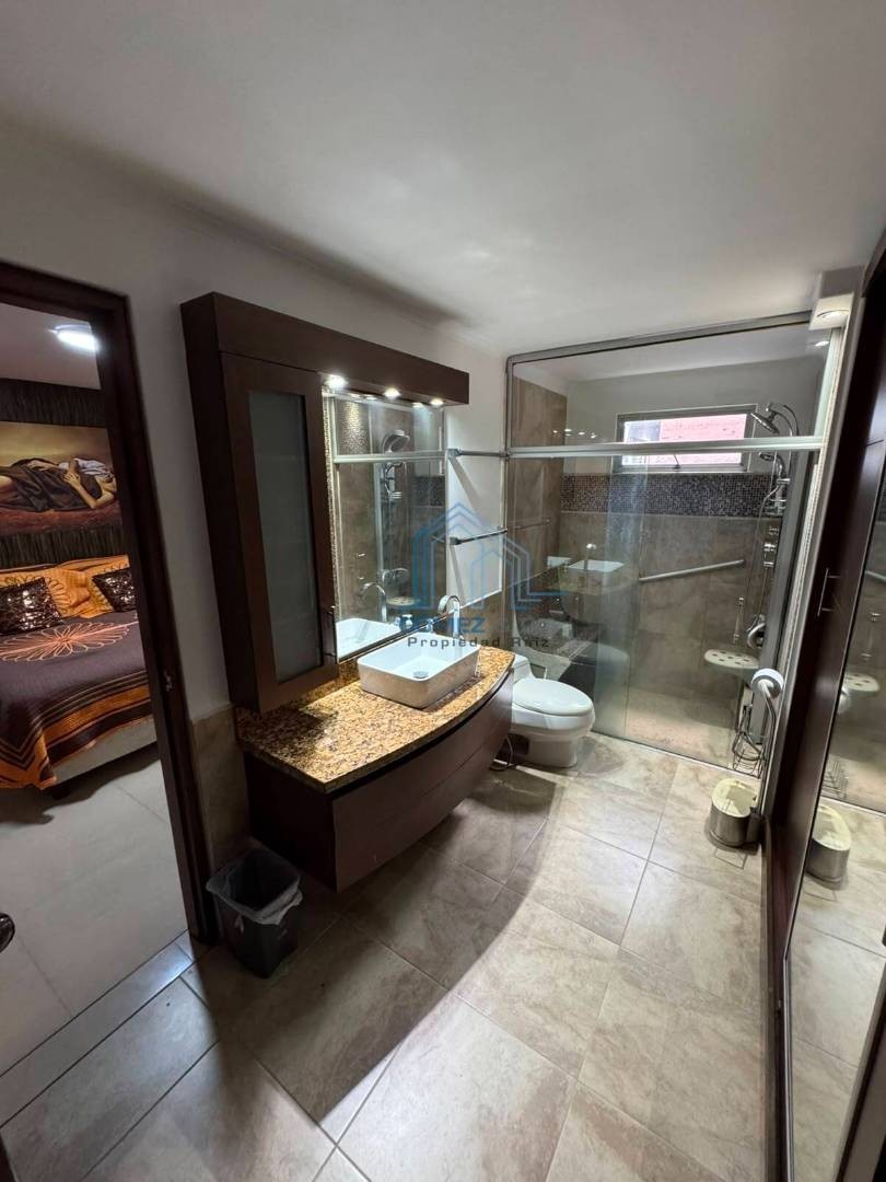 Apartamento en venta en Laureles, Medellín · foto 4 de 23