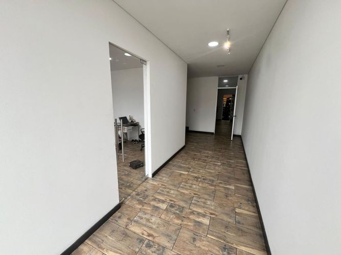 Bodega en arriendo en Centro Tocancipá, Tocancipá, 984 m² · foto 3 de 21