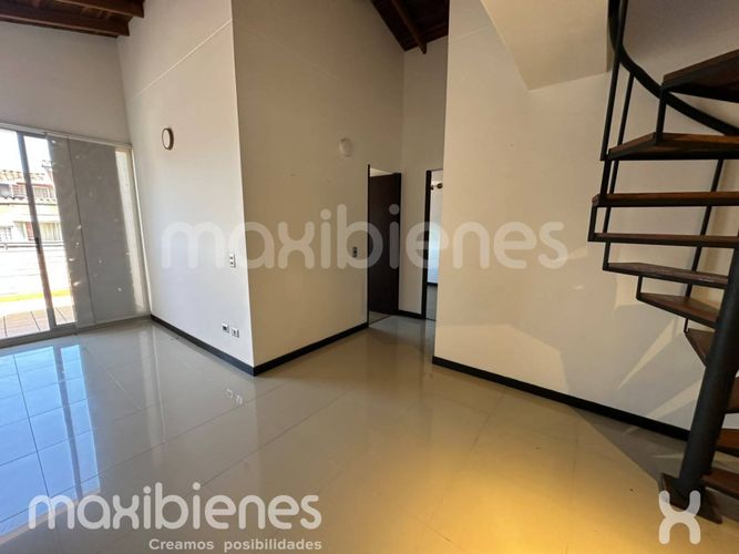 Apartamento de 2 alcobas en arriendo en Loma Del Indio, Medellín, 80 m² · foto 11 de 19