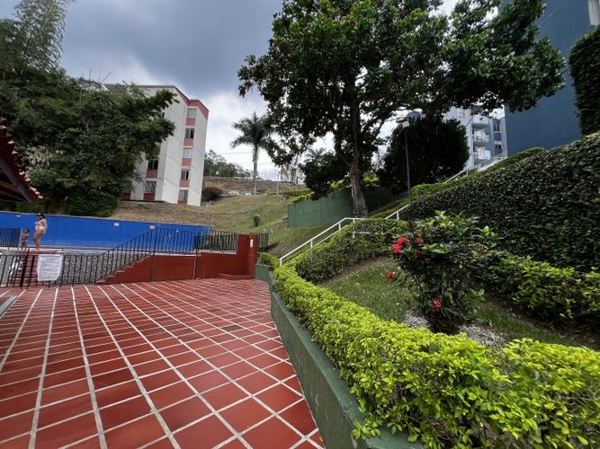 Apartamento de 2 alcobas en venta en Aguacatal, Cali, 62 m² · foto 22 de 24