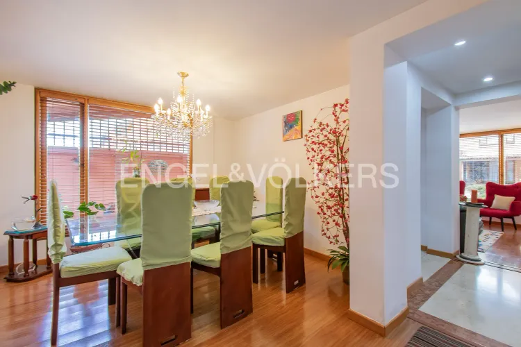 Casa de 4 alcobas en venta en Los Zipas, Chía, 290 m² · foto 4 de 18