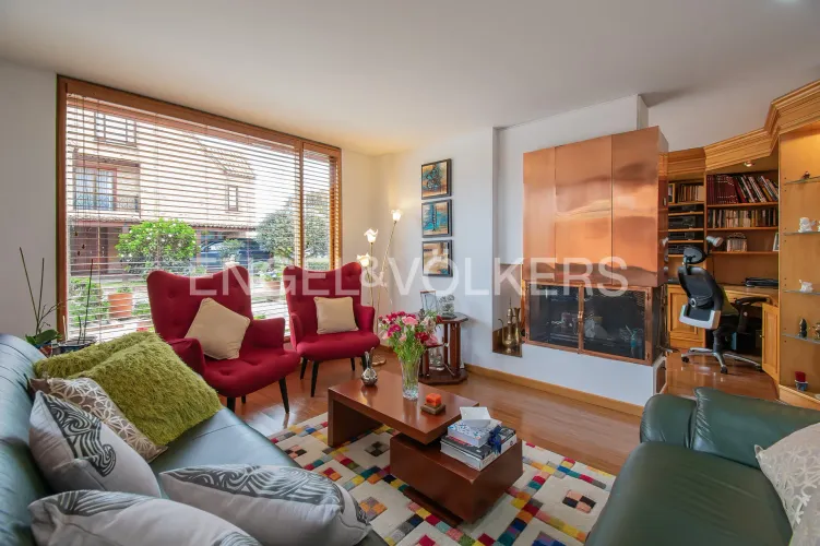 Casa de 4 alcobas en venta en Los Zipas, Chía, 290 m² · foto 3 de 18